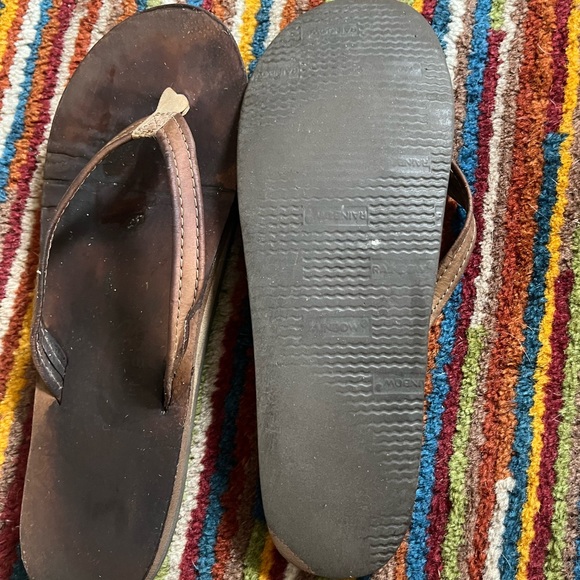 Rainbow flip flops - Picture 2 of 3